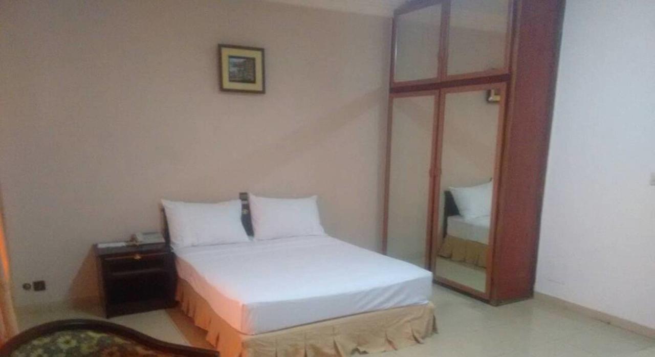 Riviera Hotel Benin 코토누 외부 사진