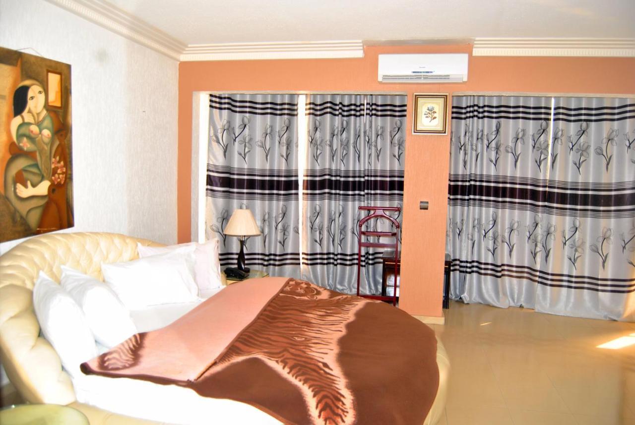 Riviera Hotel Benin 코토누 외부 사진